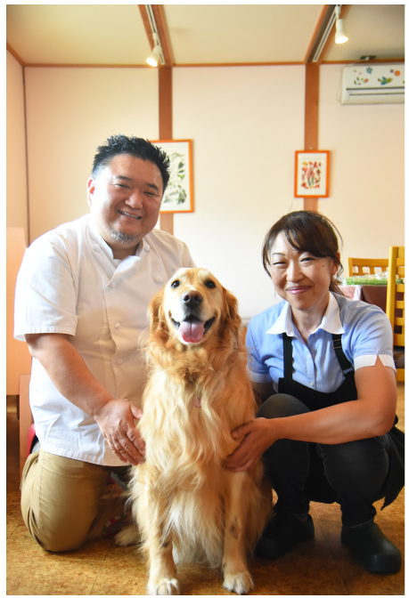 菅野紀夫と奥様と愛犬リリー